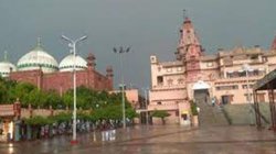 Shri Krishna Janmabhumi: औरंगजेब ने 1669 में हिंदू स्कूलों-मंदिरों को नष्ट करने का दिया था आदेश, जानिए मथुरा में कब-कब किया गया हमला