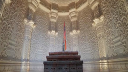 अद्भुत, आलौकिक, अविस्मरणीय… राम मंदिर के गर्भगृह की पहली तस्वीर आई सामने