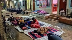 स्कॉलरशिप आने में हुई देरी तो हॉस्टल छोड़ने को मजबूर हुए आदिवासी छात्र, जानिए क्या है पूरा मामला