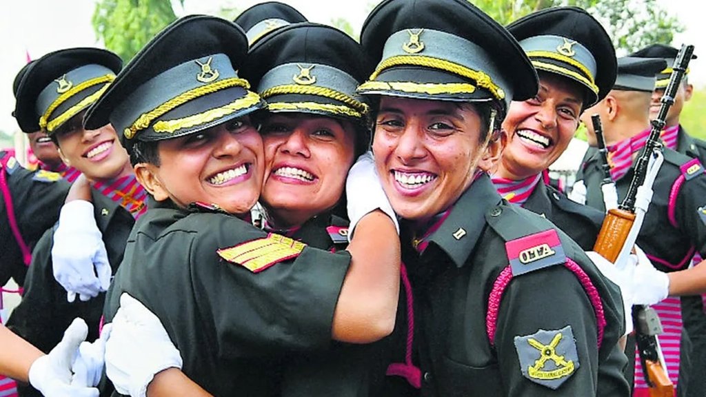 women army officer
