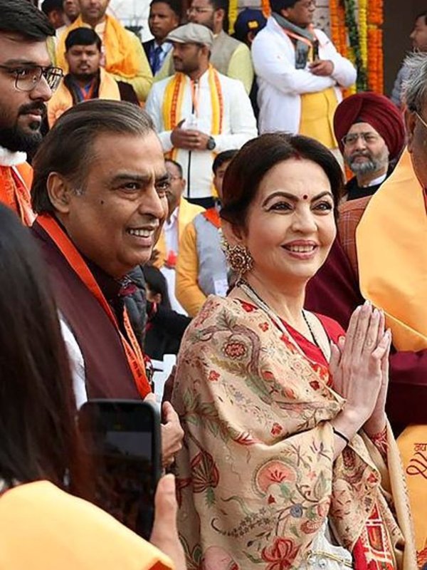 Mukesh Nita Ambani in ram mandir