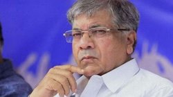 कांग्रेस कर रही बीजेपी की मदद? अंबेडकर के पोते ने लगाए गंभीर आरोप, इस बात पर मांग लिया स्पष्टीकरण