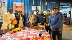 मुस्लिम राम भक्त ने POK से भेजा शारदा पीठ का पवित्र जल, जानें अयोध्या से पहले क्यों भेजा गया ब्रिटेन