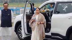 इंडिया गठबंधन को बड़ा झटका, ममता बनर्जी अकेले ही लड़ेंगी लोकसभा चुनाव