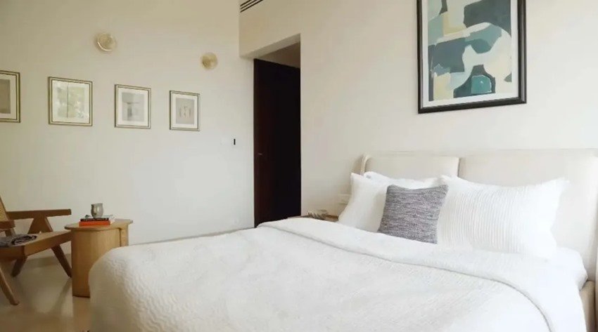 Virat Alibag Mansion Bedroom