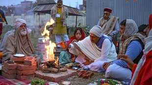 Anil Mishra | ram mandir | Yajman Anil Mishra performs Pooja