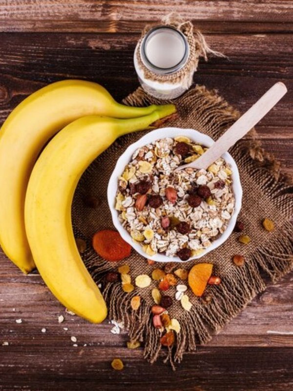 almonds, banana, health benefits of banana,