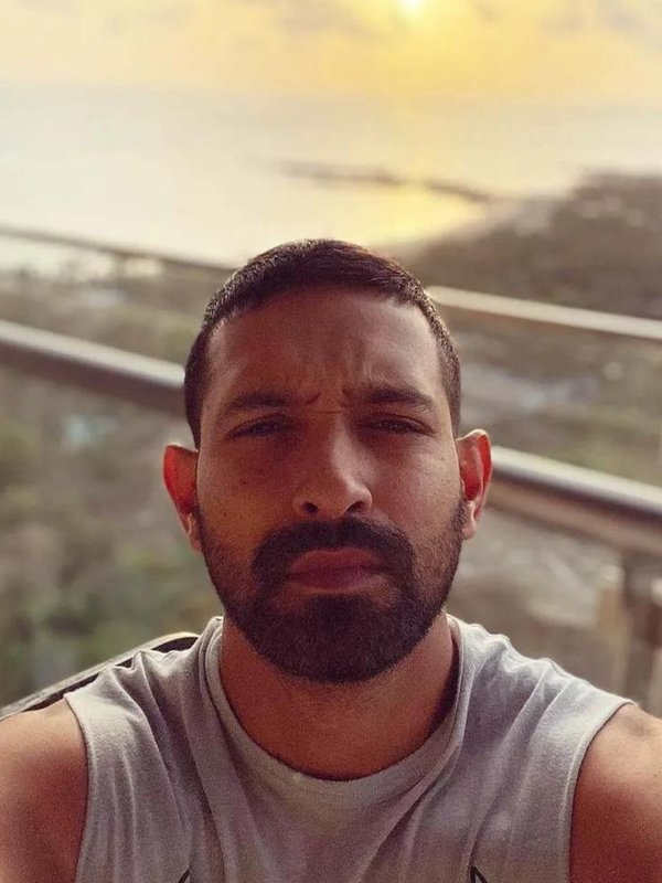 celebrity homes vikrant messy