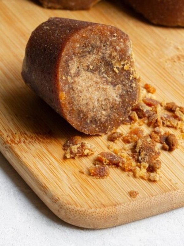 Jaggery । Jaggery benefits । benefits of eating jaggery after food