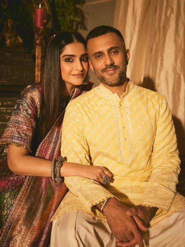 Sonam Kapoor | Sonam Kapoor Banarsi saree dress