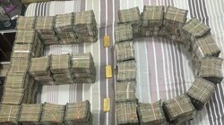 कांग्रेस MLA के घर से 5 करोड़ कैश, 300 कारतूस और शराब की 100 बोतलें बरामद, ED ने मारा था छापा