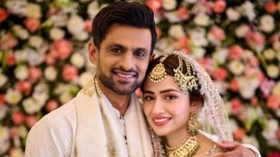 Pakistan cricket star Shoaib Malik marries Pakistani actress Sana Javed