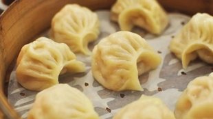 momos| up news| noida