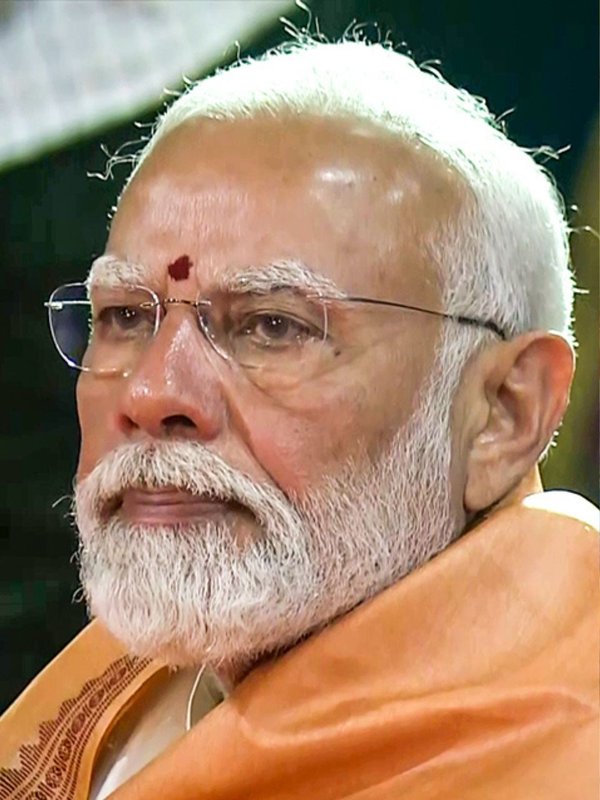 pm modi visit temple
