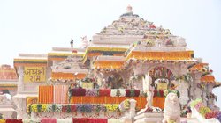 Ram Mandir: दो लाख लोगों को श्रीराम के दर्शन कराएंगी स्मृति ईरानी, अमेठी से बस पहुंचेगी अयोध्या