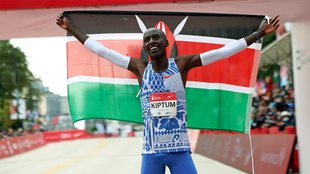 kelvin kiptum, kelvin kiptum marathon, kelvin kiptum world record, kelvin kiptum death