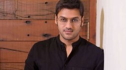 फिल्म क्रैक में दृश्य प्रभावों की तुलना में लाइव स्टंट को दी तरजीह: आदित्य दत्त