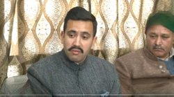 Himachal Pradesh Political Crisis: ‘वर्तमान हालात में मेरा…’ इस्तीफा देते वक्त विक्रमादित्य ने जानिए क्या कहा