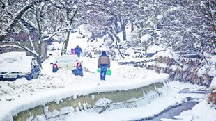 Ice fall| Delhi| weather