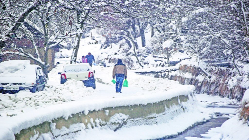 Ice fall| Delhi| weather