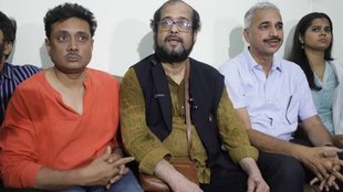 Attack on Journalist Nikhil Wagle, Tweet against Lal Krishna Advani and PM Modi, Pune