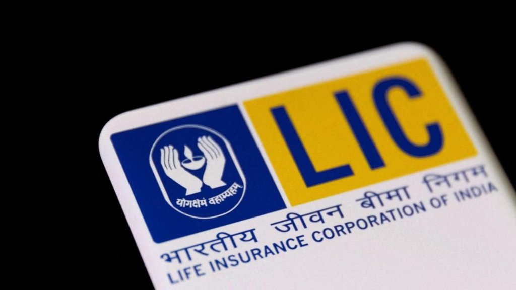 LIC | REFUND | BUISNESS |