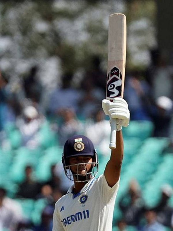 Most sixes in a Test innings, Most sixes in a Test Match, Most sixes in a Test