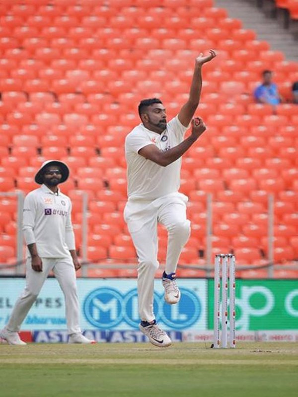 Ravichandran Ashwin vs Batters, Ravichandran Ashwin, Ravichandran Ashwin Boundries