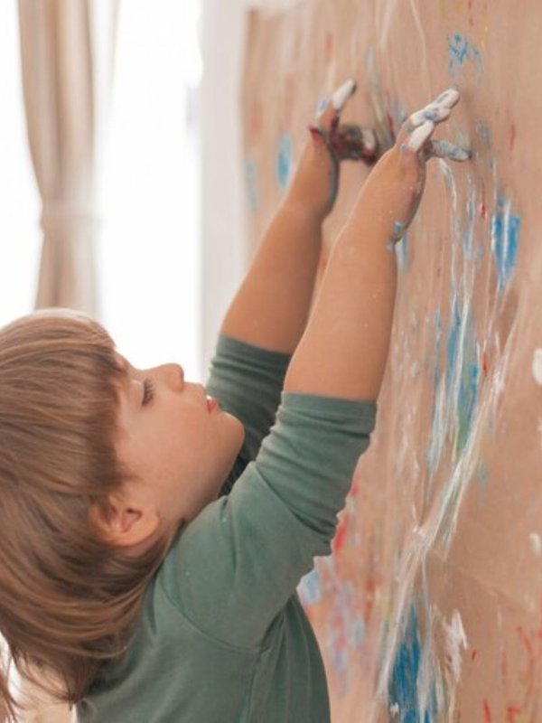 Hack to Remove Pen Marks From Wall । Parenting Tips । cryons Marks On Wall