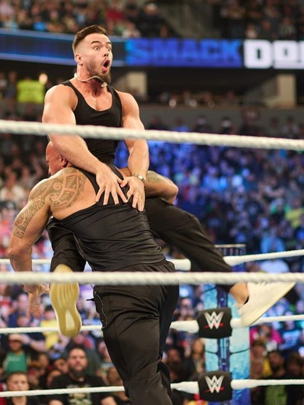 WWE, WWE Wrestler, WWE Wrestler dwayne johnson, The Rock, johnson, wrestlemania