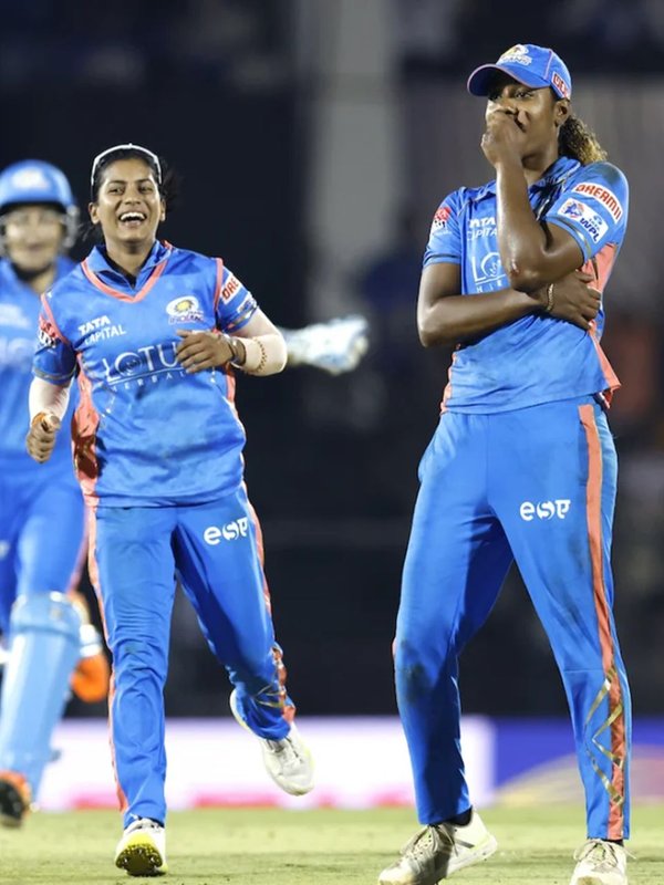 most wickets in powerplay, Wpl, mumbai indian, Delhi capitals