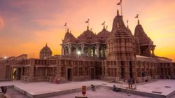 थोड़ी देर में अबू धाबी के पहले हिंदू मंदिर का उद्घाटन करेंगे PM मोदी, दुबई में कहा- हम महिलाओं को सशक्त बना रहे