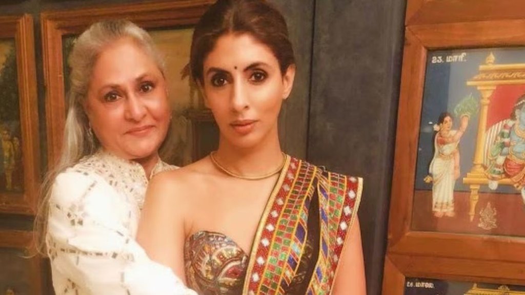 Shweta Bachchan, Jaya Bachchan