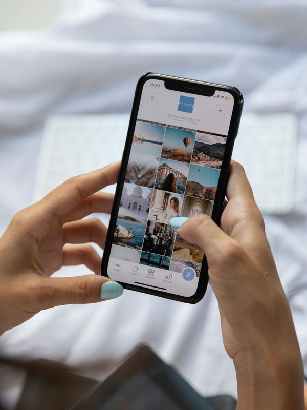 shelf life of mobile phones