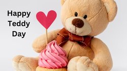 Happy Kiss Day 2024 Wishes Images, Quotes, Status: वैलेंटाइन वीक में Teddy day भी है खास, साथी को टेडी के साथ भेजें ये हसीन संदेश, जारी रहेगा जिंदगी में खुशियों का कारवां