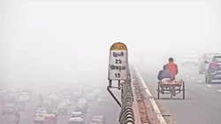 दिल्ली- NCR में ठंड से राहत, घने कोहरे के साथ बारिश होने की संभावना