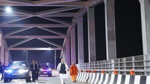 yogi adityanath | pm modi | varanasi |