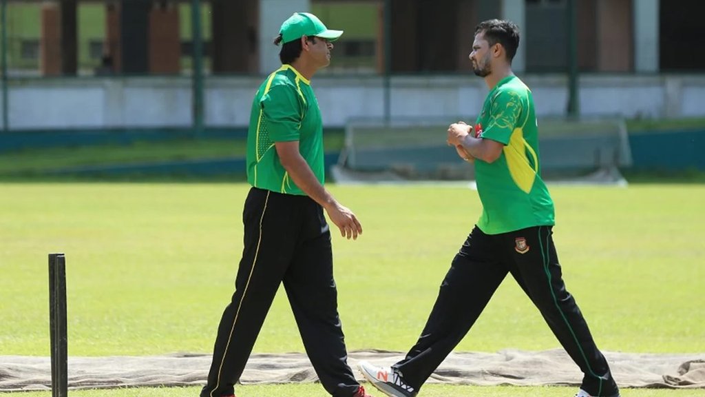 Aaqib Javed, Sri lanka Cricket Team, Aaqib Javed Bowling coach,