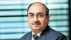 SBI चेयरमैन दिनेश खारा को मिलती है कितनी सैलरी? जानें पढ़ाई-लिखाई और करियर की डिटेल