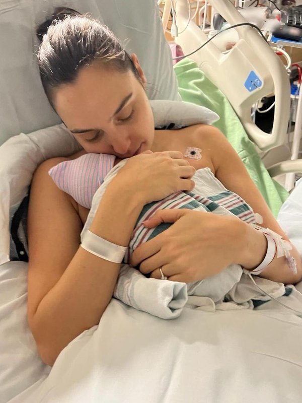 Gal Gadot, Gal Gadot Welcomed Forth Baby, Gal Gadot blessed With Baby Girl