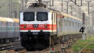 holi date,holi date 2024,holi special trains list