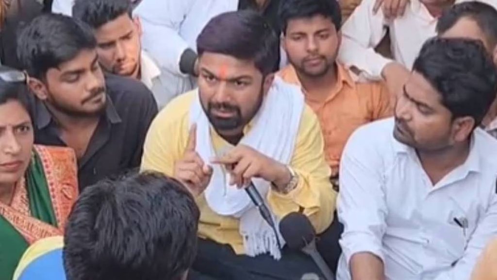 Manish Kashyap, Manish Kashyap and Tejashwi Yadav, YouTuber Manish Kashyap