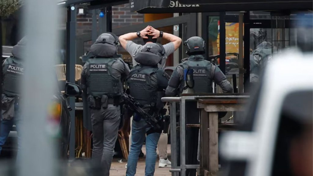 Netherlands | Hostage