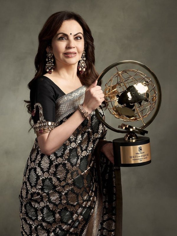 Nita Ambani । Nita Ambani jio world convention centre । miss universe 2024