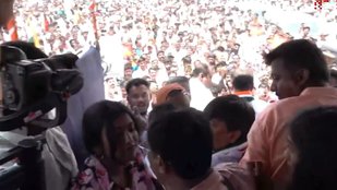 Reporter Fight, ANI, PTI, Reporter fight, DK Shivkumar