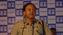 संजय मुखर्जी को चुनाव आयोग ने बनाया बंगाल का DGP, एक दिन पहले नियुक्त विवेक सहाय को हटाया