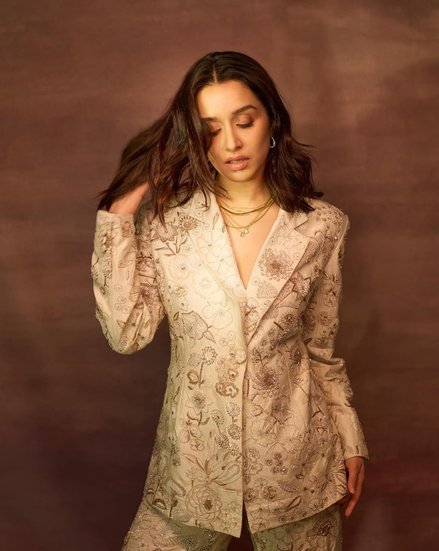 Shraddha Kapoor win