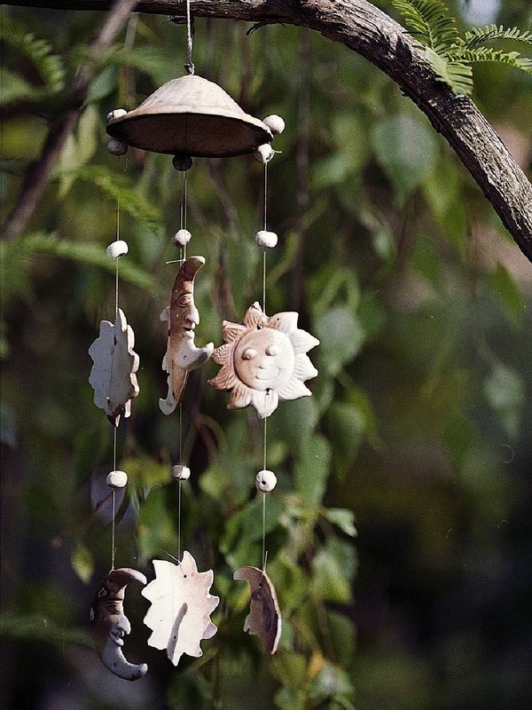 Vastu Shastra,vastu tips,wind chimes direction,tips for luck, vastu tips for peace