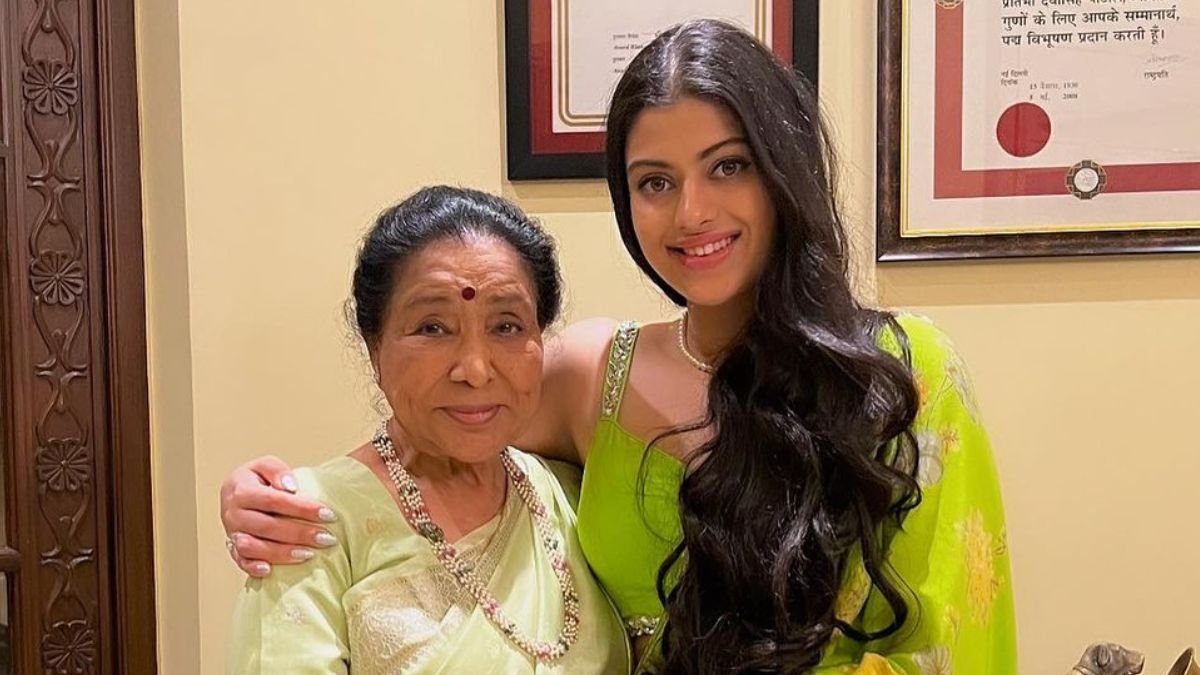 Asha Bhosle, Zanai Bhosle, Bollywood Asha Bhosle, Zanai Bhosle, Bollywood