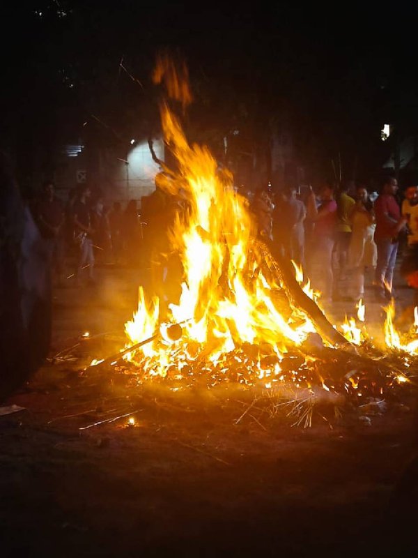Holika dahan, holika dahan 2024, holika dahan muhurat, holika dahan in hindi, holika dahan kab hai 2024,